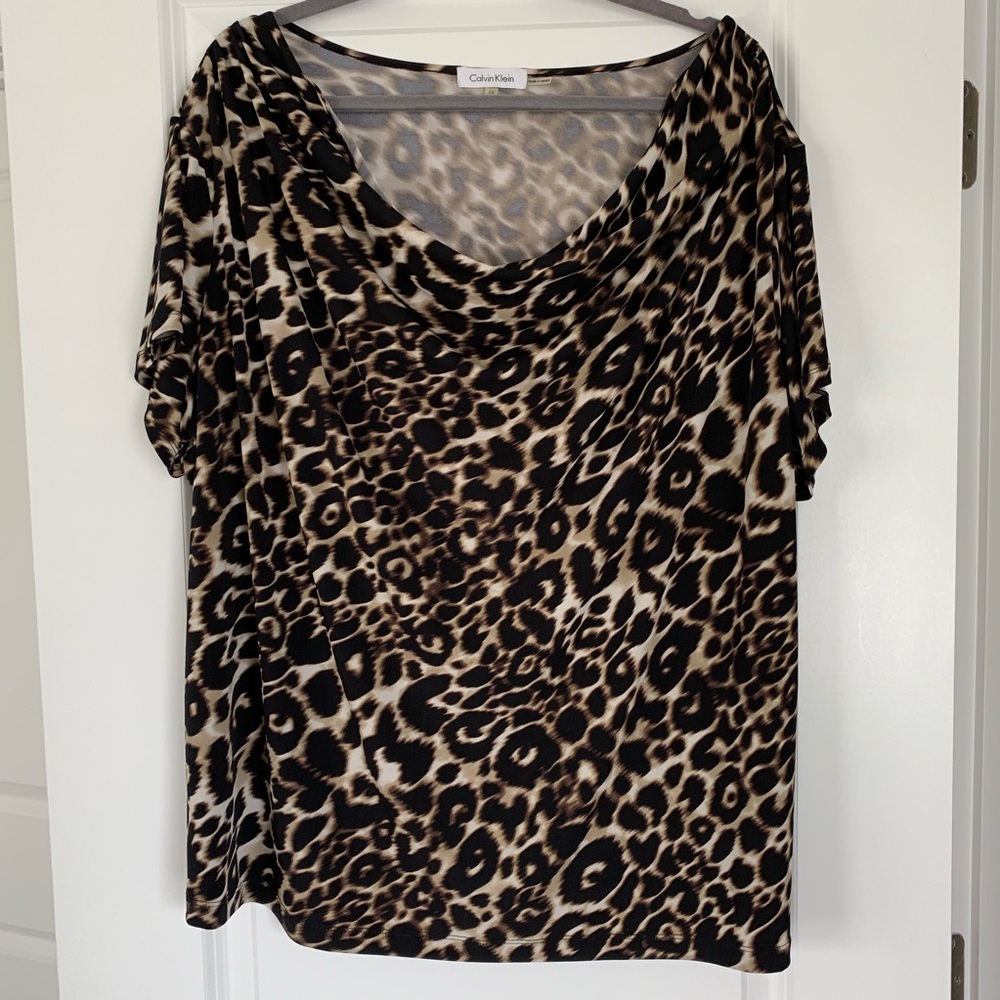 Calvin Klein Jaguar / Leopard print top Size 3X